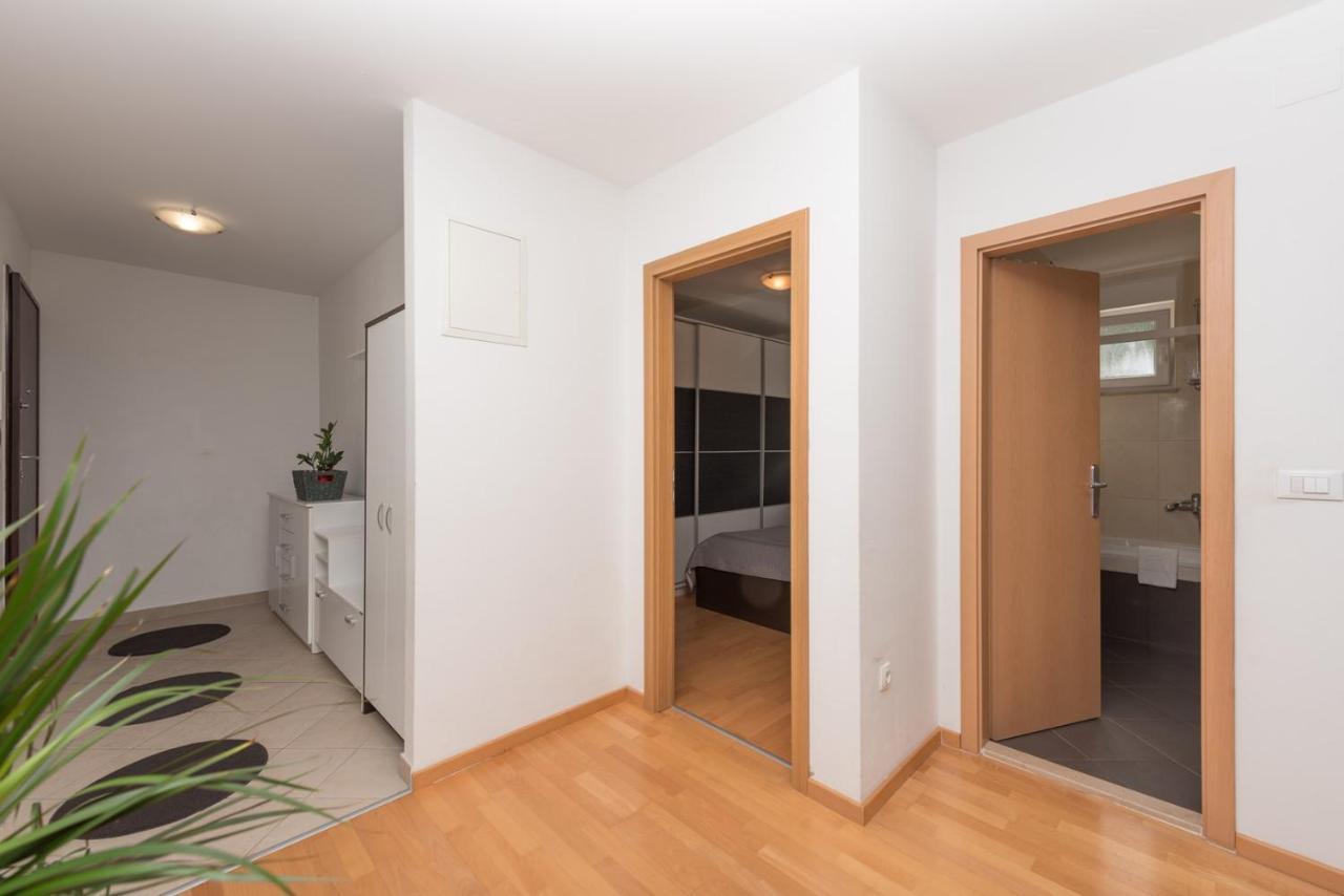 Apartment Sea View In Makarska, Free Parking Экстерьер фото